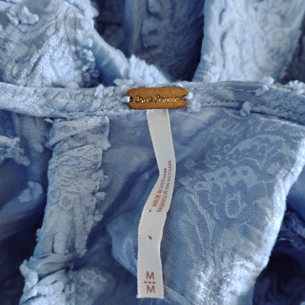 Free People Blue Applique Floral Blouse Tie Back M - Picture 4 of 4